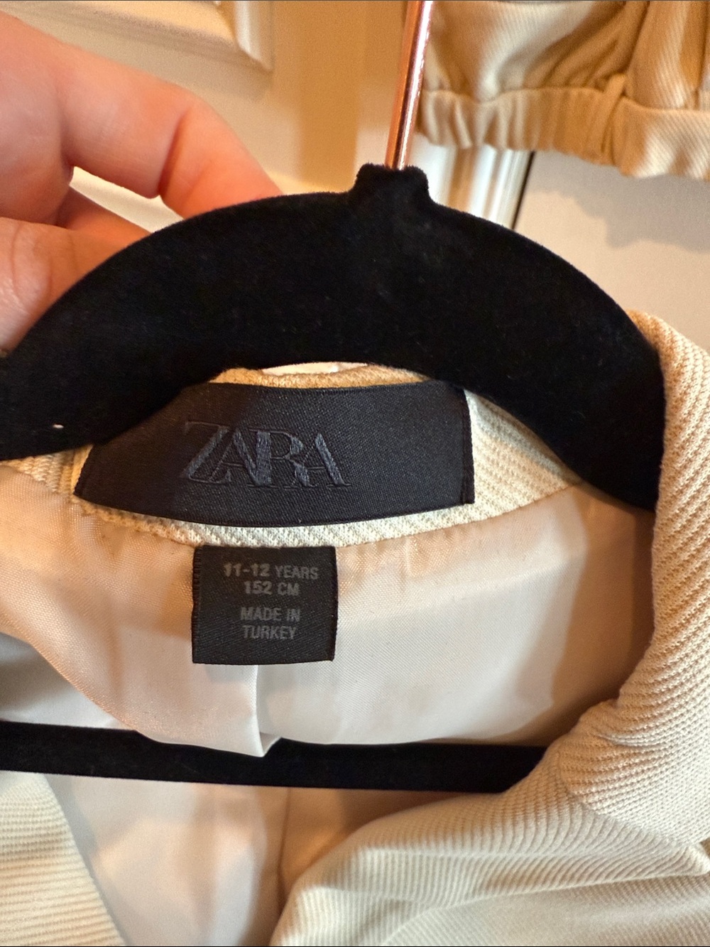 *NWOT Boys Zara suit - Picture 2 of 6